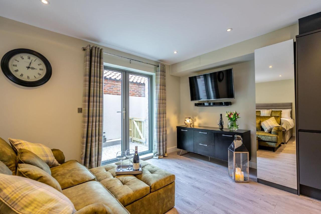 York Staycation With Free Parking 외부 사진