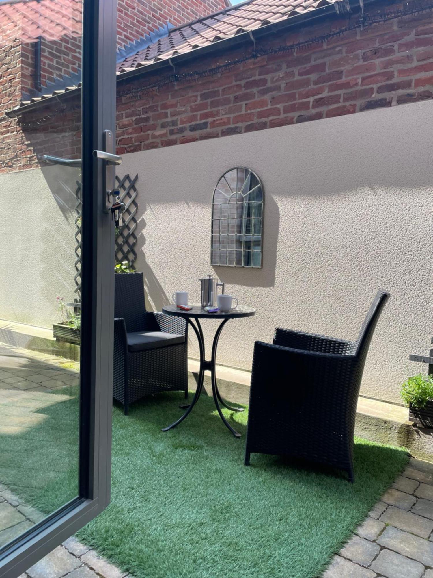 York Staycation With Free Parking 외부 사진